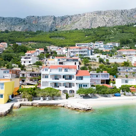 1 Bedroom In Suhi Potok, Jesenice (Split-Dalmatia)