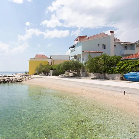 1 Bedroom In Suhi Potok, * Jesenice (Split-Dalmatia)